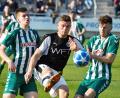Archivbild: Hubert Ziegler
Stürmer Marco Seifert (Mitte) glänzte im Pokalspiel bei Kickers Selb mit drei Treffern.