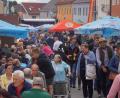 Bild: fvo
Der Marktplatz ist voll beim 44. Waldthurner Bürgerfest.