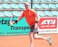 Bild: pmö
Die Herren 55 des TC Grün-Rot Weiden, im Bild Mannschaftsführer Thomas Maier, kämpfen in der Bayernliga um die Meisterschaft.