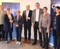 Bild: paf
Patrick Fröhlich (Dritter von rechts) heißt der alte und neue Vorsitzende des CSU-Bundeswahlkreises. Landtagsabgeordneter Harald Schwartz (von links), Kassenprüferin Heidi Frank, Bundestagsabgeordnete Susanne Hierl, Finanzminister Albert Füracker, Bezirksrätin Heidi Rackl und FU-Bezirksvorsitzende Barbara Gerl gratulierten.