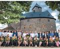 Bild: Bernd Schoenfelder/exb
Die Verantwortlichen der IGZ zeichneten fast zwei Dutzend Jubilare aus den Werken Falkenberg und Erbendorf aus.