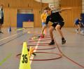 Bild: Petra Hartl
Beim Aktionstag "Beweg dich schlau" konnten die Mädchen und Buben der 3. Klassen an der Max-Josef-Schule ihre Bewegungstalente entdecken.