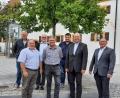Bild: aub
Die Vorstandschaft der Diözesanmesner (vorne von links) Gerhard Brandl, Wolfgang Seegerer, Pfarrer Andreas Weiß, Robert Feigl und (hinten von links) Reinhold Kerner, Max Pfeilschifter, Peter Pritzl - nicht im Bild Josef Pflug.