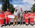 Bild: bk
Über 600 Euro für die HvO freuen sich bei der Übergabe durch Horst Helgert und Hans Kellermann ( Dritter und Vierter von rechts) Kristina Rottenberg, Philipp Mangold, Carmen Stubenvoll und Hanna Dollhopf.