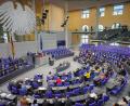 Archivbild: Michael Kappeler
Im Plenarsaal nimmt bald ein neuer Abgeordneter aus der Oberpfalz Platz.