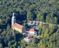 Bild: mür
Soll die Bergwirtschaft (im Vordergrund) auf dem Mariahilfberg saniert und um ein Hotel erweitert werden? Am Montag entscheidet der Stadtrat darüber, ob das von der IG Unser Berg dagegen initiierte Bürgerbegehren zum Bürgerentscheid wird.