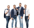 Bild: Peter Neusser
Die "Stimmen der Berge" Stephan Schlögl, Thomas A. Gruber, Benjamin Grund und Daniel Hinterberger (von links) singen am 13. August auf der Schlosshof-Bühne.