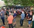 Bild: u
Gut 1500 Gäste folgten der Einladung des Anglervereins zur 15. Nacht am See und zum 40. Fischerfest. Sie ließen sich die kulinarischen Schmankerln schmecken, die ihnen das rund 60-köpfige Helferteam anbot.