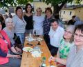 Bild: le
Ein dickes Lob von allen Frauen durften auch die Ukrainerinnen für die Zubereitung von herzhaften und süßen Spezialitäten aus ihrem Land beim Sommerfest der beiden Frauenbünde im Pfarrer-Jakob-Raß-Zentrum entgegennehmen.