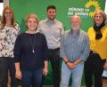 Bild: jr
Dieses Quintett bildet die neue Führungsspitze des Kreisverbandes Bündnis 90/Die Grünen. Mit dabei sind (von links) Ute Döhler, MdL Anna Schwamberger, Sprecher Benjamin Sertl, Markus Möllmann und Monika Schneider.