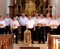 Bild: hbl
Die neun Blechbläser der Jugendblaskapelle Parkstein und Organist Harald Bäumler gastieren in St. Georg.