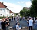Bild: Stephan Huber
Anwohnerversammlung in der Gümbelstraße: Thema waren die Bordsteinkanten und die Sicherheit der Kinder während der Baumaßnahmen.