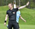 Archivbild: Hubert Ziegler
Schiedsrichter Moritz Fischer von der SpVgg Ebermannsdorf pfeift am Samstag in Ingolstadt sein erstes Spiel in der Bayernliga.