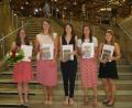 Bild: Kurt Seibold/exb
Das sind die besten Absolventen unter den Steuerfachangestellten: (von links) Christina Bartmann, Luisa Dombrofsky, Katharina Hausmann, Katrin Pielmeier und Lorena Sporrer. Emilie Wiesnet konnte an der Feier nicht teilnehmen.