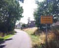 Bild: pz
Nach Starkregenereignissen in der Vergangenheit gab es vor allem in Kondrau immer wieder Überflutungen. Wie sich das künftig verhindern lassen könnte, war jetzt Thema im Stadtrat. Auch im Zuge der Sanierung der Straße zwischen Kondrau und Netzstahl sind Maßnahmen vorgesehen.