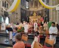 Bild: Susana Kolaserowa/exb
Den Weg des verlorenen Sohnes vom reichen jungen Mann über den Weg durch den Schweinestall zurück zum Vater besang der Kinderchor von St. Josef,