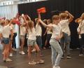 Bild: Markgraf-Diepold-Grundschule/exb
Beim Abschlussfest in der Grundschule brachten die Mädchen und Buben auch Tanzaufführung auf die Bühne.