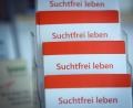 Symbolbild: Soeren Stache/dpa
Es ist leicht herzustellen, preiswert und macht schnell süchtig: Crystal Meth. Wie finden Abhängige den Weg wieder aus der Sucht?