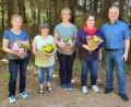 Bild: Firma Dill/exb
Firmenchef Hans Dill (rechts) zeichnete langjährige Mitarbeiterinnen aus: (von links) Edeltraud Fehr, Rita Kreuzer, Claudia Kolb sowie Christine Schwägerl.
