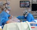 Symbolbild: Bernd Wüstneck
Für Krankenhäuser in der Oberpfalz wird es immer schwieriger, genügend Pflegekräfte an die Betten ihrer Patienten zu bekommen.