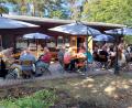 Bild: gmü
Neben gutem Essen und Trinken gibt's in der OWV-Hütte in Weiherhammer eine Portion Erholung mit Biergartenstimmung dazu.