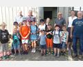 Bild: Max Bindl/exb
Mit Wasserwart Alfons Haberkorn (hinten links), Bürgermeister und Wasserzweckverbandsvorsitzendem Max Bindl (rechts) sowie weiteren Begleitern unternahmen Kinder eine Exkursion, um die Konnersreuther Wasserversorgung kennenzulernen. Eingeladen dazu hatten die Freien Wähler Konnersreuth und der Rauchclub Höflas.