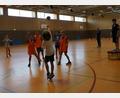 Bild: ptmo
Den Handball fest im Blick - und auf geht's beim Ferienprogramm.