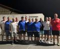 Bild: Eisclub Konnersreuth/exb
Die besten Teilnehmer des Brotzeit-Turniers zusammen mit dem Vorsitzenden des EC Konnersreuth, Florian Härtl (rechts).