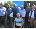 Bild: jr
Vorne sitzend Hans Thoma, der seit 50 Jahren der CSU angehört. Stehend (von links) Ortsvorsitzender Markus Scharnagl, Stellvertreter Jörg Wifling, die Jubilare Bernd Sommer, Hans Grillmeier und Wolfgang Neumann sowie CSU-Kreisvorsitzender Tobias Reiß.