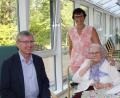Bild: ads
Bürgermeister Franz Badura überbrachte Erika Ihlenfeld zum 90. Geburtstag die Glückwünsche der Stadt. Ihre Tochter Marion Müllner (hinten, Mitte) kam ebenfalls zum Gratulieren.