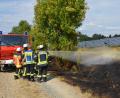 Bild: dob
Diesmal hat es bei einer großen Freiflächenphotovoltaikanlage in Richtung Neuwirtshaus gebrannt. Nicht auszudenken, was es für einen Schaden gegeben hätte, wenn das Feuer um sich gegriffen hätte. Wieder einmal war die Feuerwehr schnell zur Stelle.