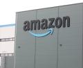 Symbolbild: Bodo Schackow
Das Amazon-Logo auf der Baustelle eines neuen Logistikzentrums