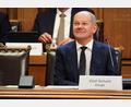 Bild: Christian Charisius/dpa
Bundeskanzler Olaf Scholz (SPD) vor Beginn der Sitzung des Untersuchungsausschusses "Cum-Ex" in der Hamburgischen Bürgerschaft.