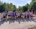 Bild: Tourismusverein Bad Neualbenreuth/exb
„Wir gestalten einen Naschgarten“ lautete das Motto einer Ferienprogramm-Aktion des Tourismusvereins Bad Neualbenreuth im Kurpark des Sibyllenbads. Eingepflanzt wurden 25 Sträucher.