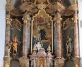 Bild: sche
Der Hochaltar in der Kirche St. Ägidius in Aschach mit dem Bild des Kirchenpatrons in der Mitte.