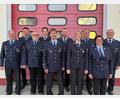 Bild: FFW Fuhrmannsreuth/exb
Die Feuerwehr Fuhrmannsreuth wählte einen neuen Vorstand mit (vorne, von links) Reinhard Bayer, Raimund Hofmann, Rainer Bayer, Lisa Schreyer, Claudia Bayer und Rainer Schreyer sowie (hinten von links) Michael Brucker, Fabian Günter, Thomas Heise und Kassenprüfer Rudolf Ernstberger.
