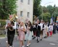Bild: kro
Ein stattlicher Kirchenzug, angeführt von der Blaskapelle Thanhausen, bewegte sich durch die Straßen von Hohenthan zur Pfarrkirche.