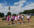 Bild: Hollweck/Zielbauer/Schule Rieden/exb
Die Riedener Drittklässler bei Bewegungs- und Denkaufgaben bei den Münchener „Beweg-Dich-Schlau-Championships“.