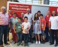 Bild: Feuerwehr Königshütte/exb
Seinen 70. Geburtstag feierte kürzlich Gemeinderat und Dritter Bürgermeister Alois Männer (Mitte). Dazu gratulierten neben der Familie und Vertretern der Feuerwehr Königshütte um Kommandant Martin Teubner (Zweiter von rechts) auch Bürgermeister Johann Burger (links) und dessen Stellvertreter Maximilian Ernstberger (rechts).