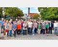 Bild: öt
Vor der historischen Kulisse von Ambergs Altstadt stellten sich die Teilnehmer des Familienausflugs der KAB Neusorg zu einem Erinnerungsfoto auf.