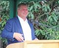 Bild:  Claudia Willer, Staatliches Bauamt Amberg-Sulzbach/exb 
Minister Christian Bernreiter beim Besuch des Staatlichen Bauamts Amberg-Sulzbach.
