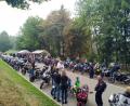 Bild: rfi
Der Motorradgottesdienst des Motorsportclubs lenkte am Sonntag mehr als 150 Fahrer nach Tännesberg.