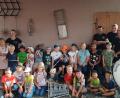 Bild: fks
Im Rahmen des Ferienprogramms retteten Kinder das Königreich "Hauxdorfia" vor großer Not. 24 Kinder nahmen an der Veranstaltung des Erbendorfer Spielmannszuges teil.