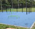 Bild: Petra Hartl
Calisthenics-Geräte (wie hier am Jugendzentrum Weiden) sollen auch zwischen Tennisplätzen und Trainingsplatz am Vorbacher Sportgelände einen Platz finden.