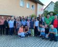 Bild: kro
Hildegard Scholz (Mitte) feierte mit ihrer Familie und vielen Freunden ihren 80. Geburtstag.