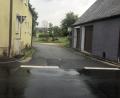 Bild: sei
Blick von der Hüttener Straße in die Moiergasse: Die Anwohner der Moiergasse haben oft wegen Fahrzeugen, die an der Einmündung parken, Probleme in die Hüttener Straße einzufahren.
