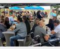 Bild: cro
In großen Zelten geschützt vor Regen und Kälte, genießen die zahlreichen Besucher beim CSU-Kartoffelfest des Ortsverbands Flossenbürg auf dem St. Ötzener Hof im Trockenen die kulinarischen Delikatessen rund um die Kartoffel.