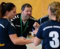 Bild: mr
HSG-Trainer Bernd Eckl (Mitte) wird auch in dieser Saison engagiert Anweisungen geben. Das Ziel der Handballerinnen ist klar: Wiederaufstieg.
