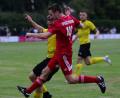Archivbild: mhs
Johannes Blödt (vorne, im Spiel gegen den FC Amberg) stößt am Wochenende wieder zum Kader der SpVgg Pfreimd.
