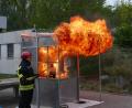 Archivbild: Berufsschule Grafenwöhr/exb
Die Simulation eines Fettbrandes ist eine eindrucksvolle Sache.